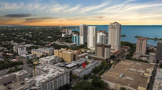 301 2nd St N Unit 14, Saint Petersburg, FL 33701