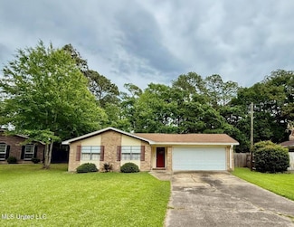 1806 Pat Dr, Gautier, MS 39553
