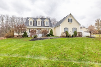 7630 Bromley Rd, Honeoye Falls, NY 14472