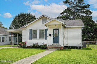 208 Kirk St, New Iberia, LA 70563