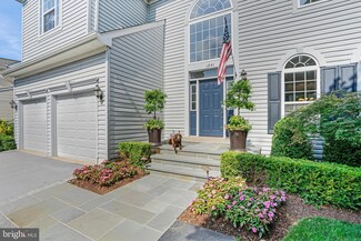 1251 Barksdale Dr NE, Leesburg, VA 20176