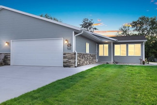 1642 Balsam Ct, Shawano, WI 54166