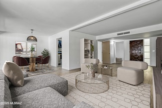 8118 N Gibraltar Dr, Tucson, AZ 85704