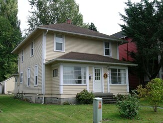 1704 Iron St, Bellingham, WA 98225