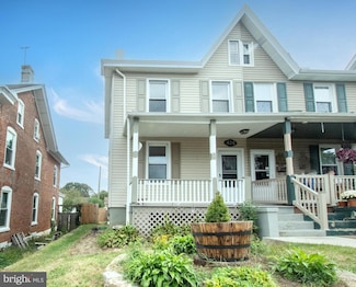 428 W 2nd Ave, Parkesburg, PA 19365