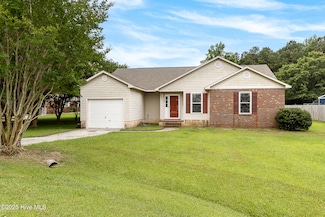 510 Greenfield Place, Sneads Ferry, NC 28460