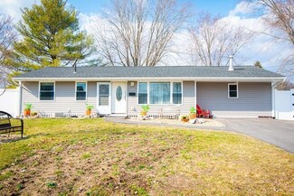 111 Nicholson Dr, Brockton, MA 02302