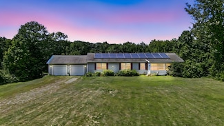 221 Moulton Hill Rd, Monson, MA 01057