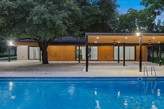 1215 E Stegall Dr, Robinson, TX 76706