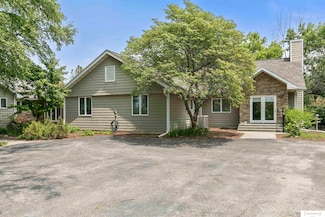 8200 SW 24th St, Lincoln, NE 68523
