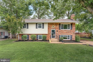 15020 Carlbern Dr, Centreville, VA 20120