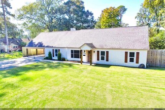 340 Little John Dr, Baton Rouge, LA 70815