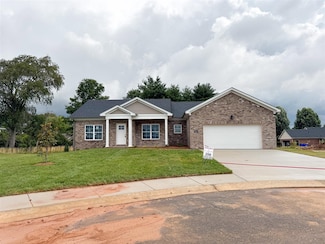 1011 Highland Ct, Franklin, KY 42134