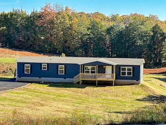 343 Bungalow Dr, Dandridge, TN 37725