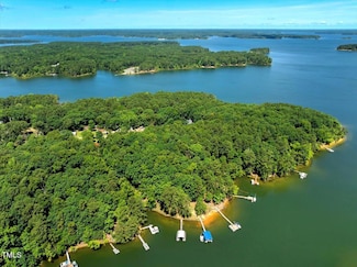 140 Maryland Dr, Manson, NC 27553