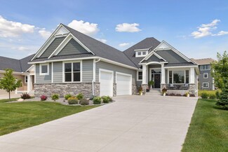 11250 Latrobe Ln N, Lake Elmo, MN 55042