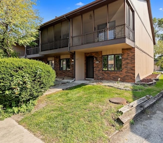 850 Jordan Cir, Schererville, IN 46375