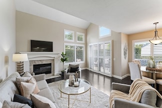 77 Fallingstar, Irvine, CA 92614