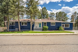 2897 Woodland Rd, Los Alamos, NM 87544