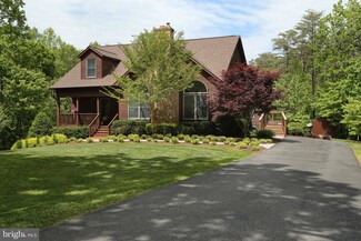 10015 Highland Dr, Marshall, VA 20115