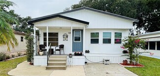 64 Citrus Ridge Dr, Davenport, FL 33837