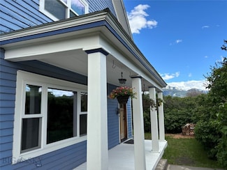 215 S C St, Livingston, MT 59047