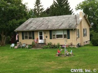 75 Court St, Aurora, NY 13026