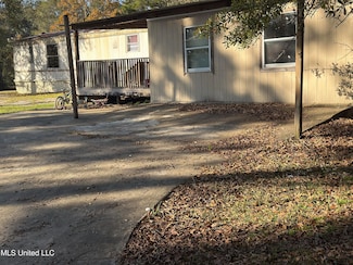 21 Mount Zion Rd, Prentiss, MS 39474