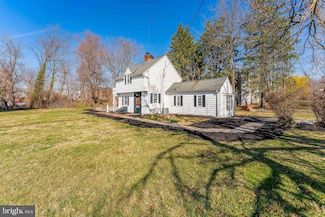 30 Meadowbrook Rd, Wayne, PA 19087