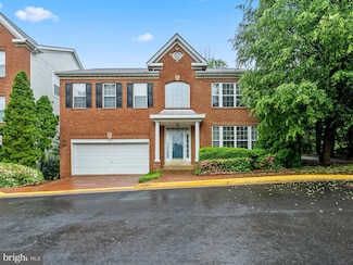4280 Branch Brigade Ln, Fairfax, VA 22033