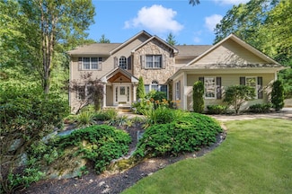 23 Toni Cir, North Smithfield, RI 02896