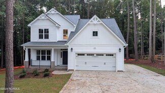 126 Rothbury Dr, Carthage, NC 28327