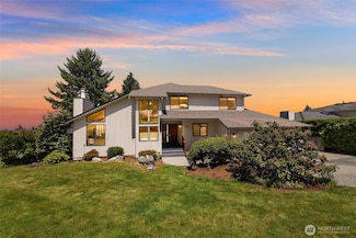 5030 155th Place SE, Bellevue, WA 98006