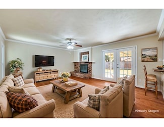 5044 Brandenburg Ln, the Colony, TX 75056