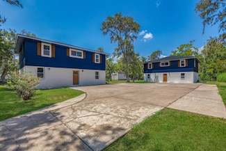 941 Mulberry Ln Unit A, Brazoria, TX 77422