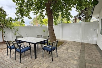 2303 N Sparks St, Burbank, CA 91504