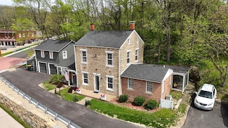 809 Spring (Hwy 20) St, Galena, IL 61036