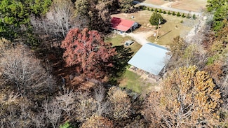 1286 David Patterson Rd, Lutts, TN 38471