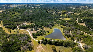1150 Bear Creek Rd, Kerrville, TX 78028