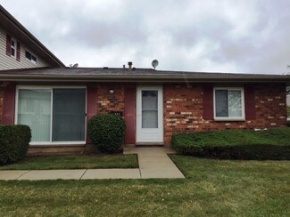 221 Wapoos Ct Unit 1122, Schaumburg, IL 60194