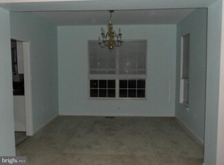 9884 Arrowood Dr, Manassas, VA 20111