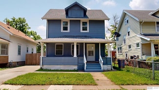2597 Pinkney St, Omaha, NE 68111