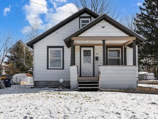 2420 Pennsylvania Ave, Sayre, PA 18840