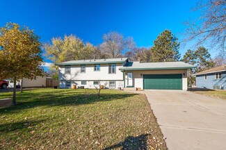 7991 Halifax Ave N, Brooklyn Park, MN 55443