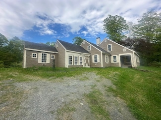 197 Garey Rd, Fairlee, VT 05045