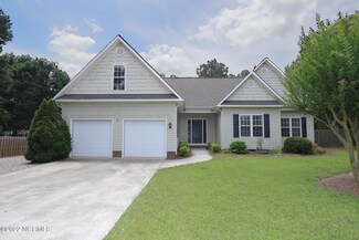 232 Bellhaven Dr, Whispering Pines, NC 28327