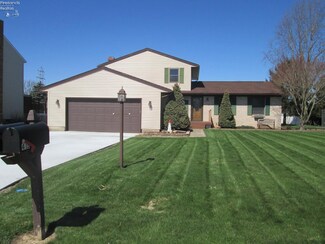 415 Linden Way Dr, Sandusky, OH 44870