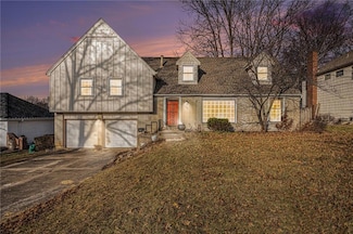 3512 NE Shady Lane Dr, Kansas City, MO 64119