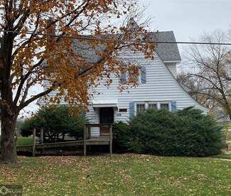 1108 Grove Ave, Corning, IA 50841