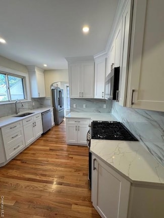 39 Ward St Unit 1, Floral Park, NY 11001